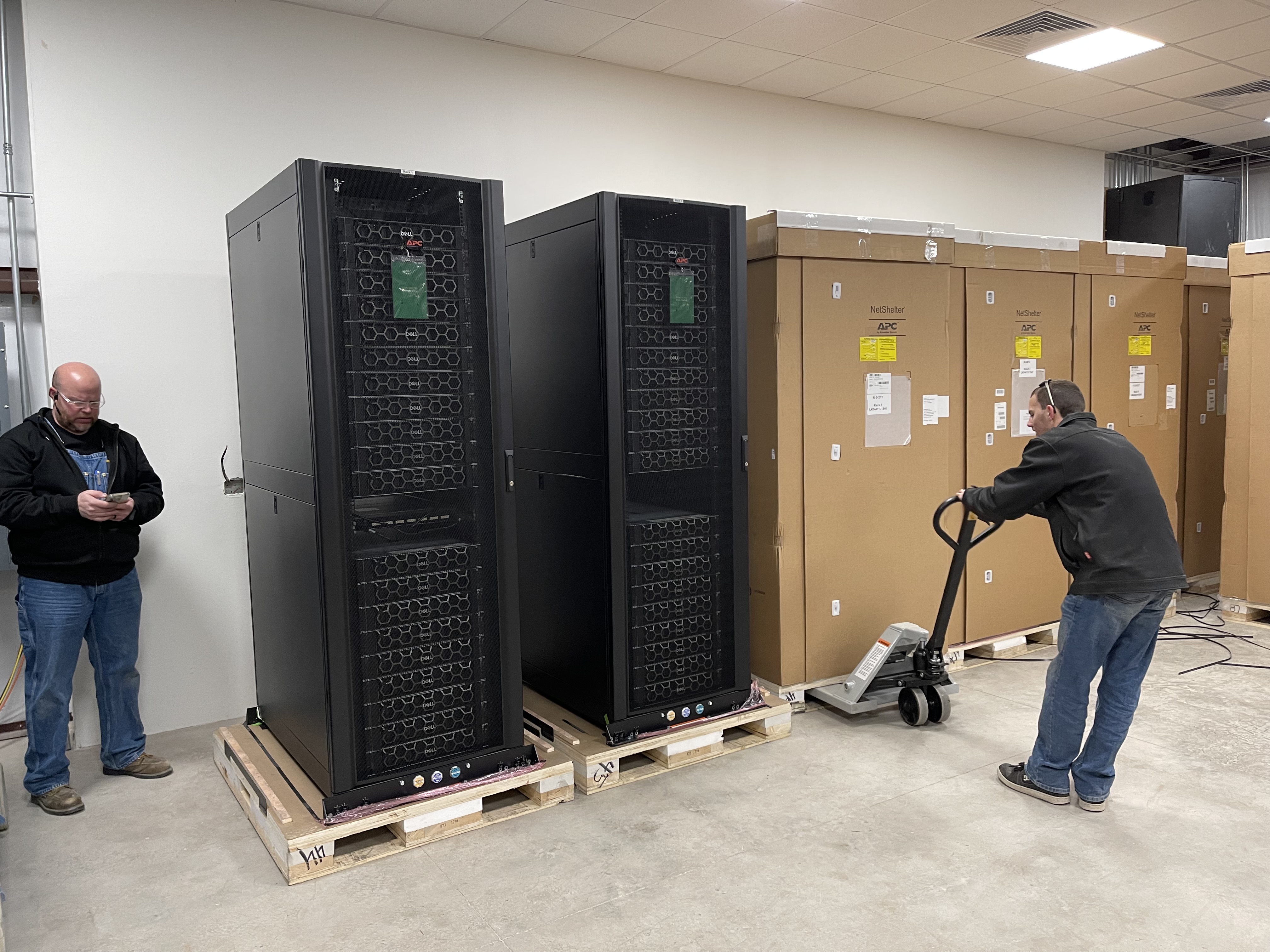 Photo in equipment-delivery