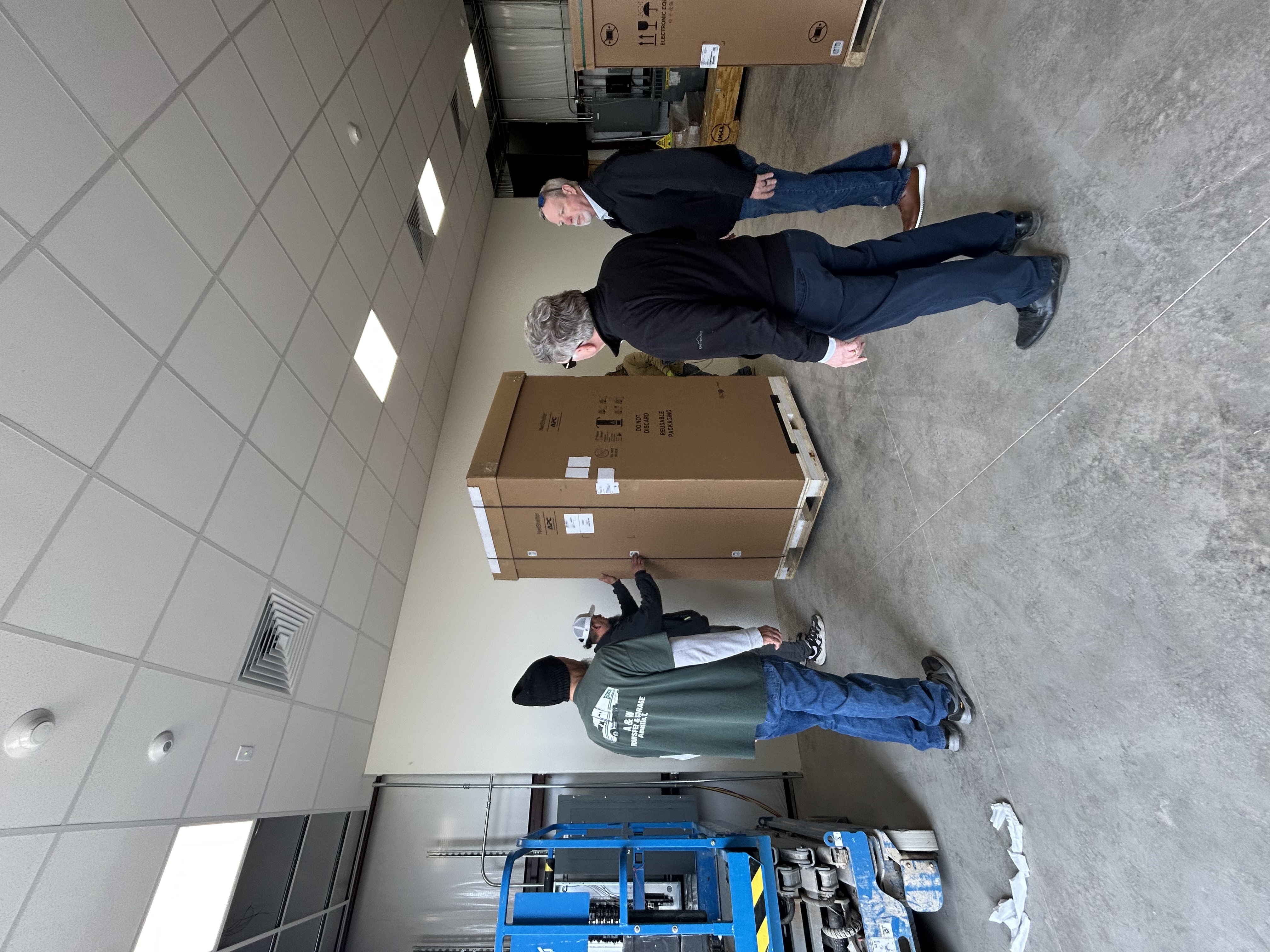 Photo in equipment-delivery